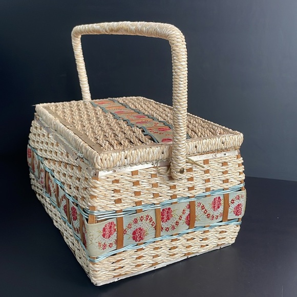 Dritz Japan Vintage Sewing Basket Hinged Lid Decorative Craft Storage AS IS - Picture 5 of 13